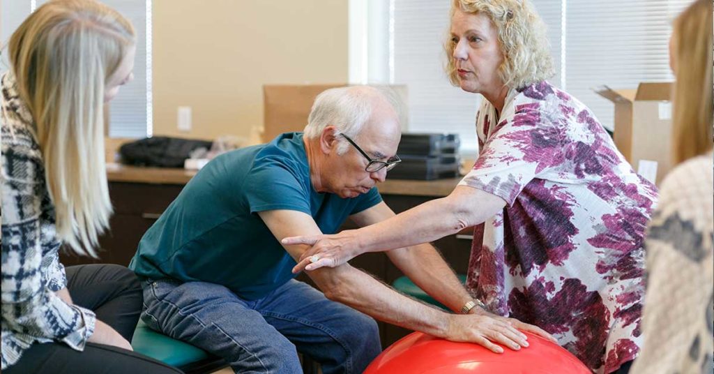 How to Become a Travel Physical Therapist